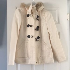 Gorgeous cream coat with detachable faux fur hood